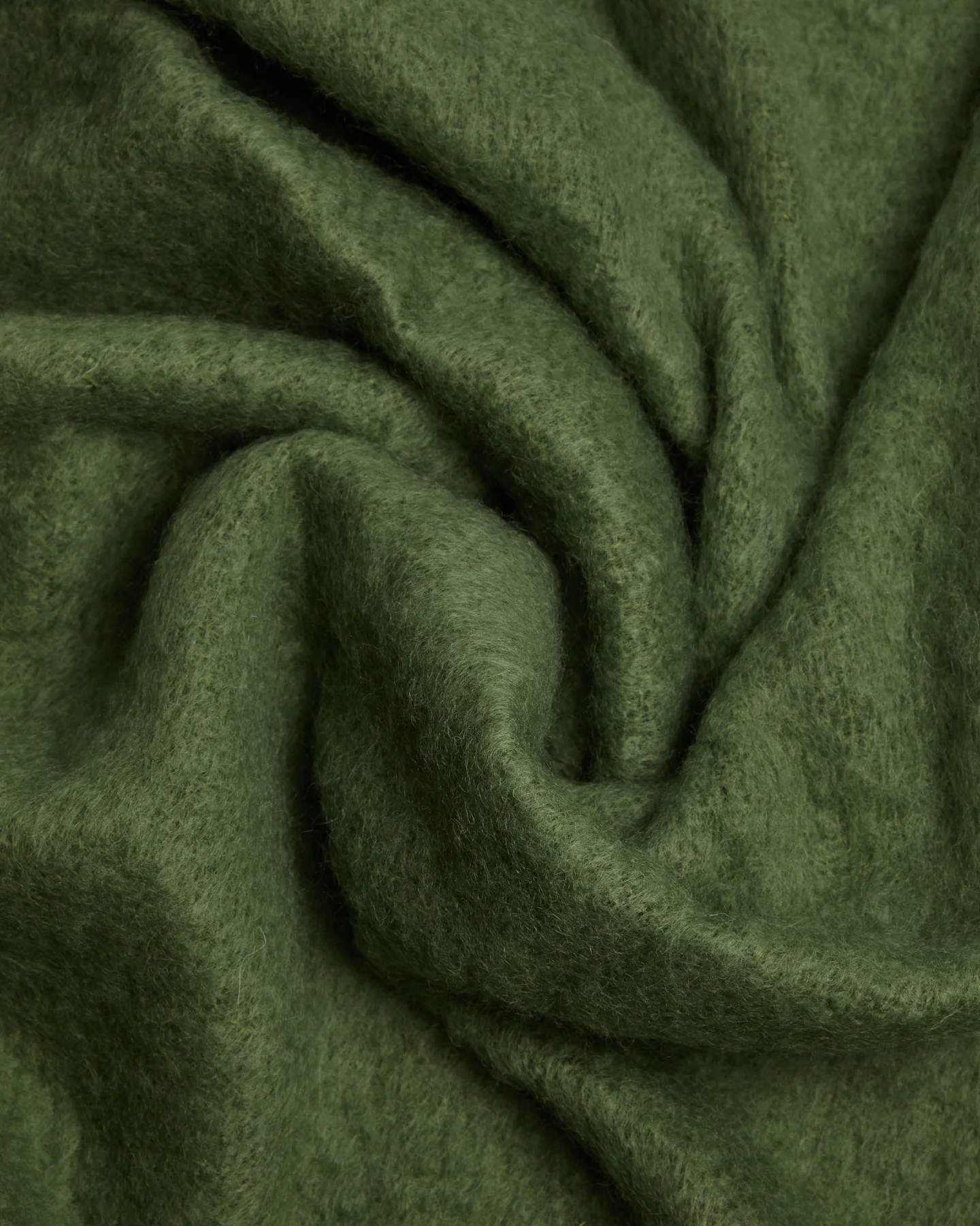 Foxford Dunloe Mohair Throw - Image 3